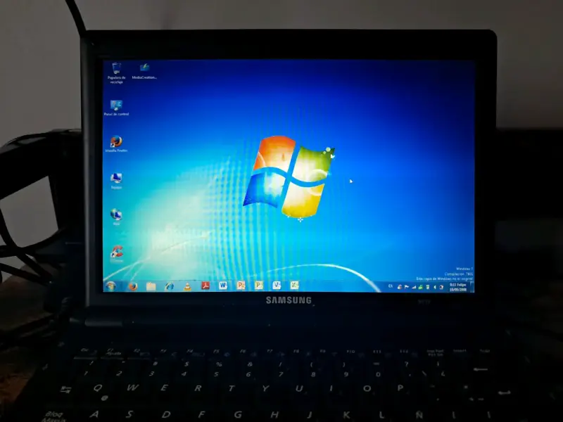 Notebook Samsung NC20 con Windows 7 - 2