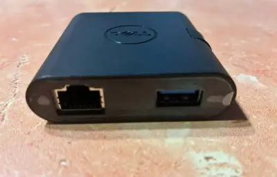 Docking usb-c Dell nuevos   Tiene salidas hdmi vga - miniatura 3