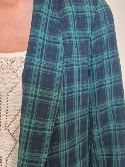 Blazer de mujer a cuadros verde y azul - miniatura 2