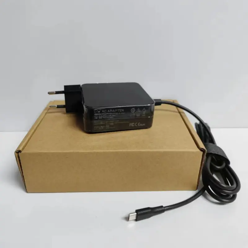 Cargador alternativo USB-C para portátil 65W