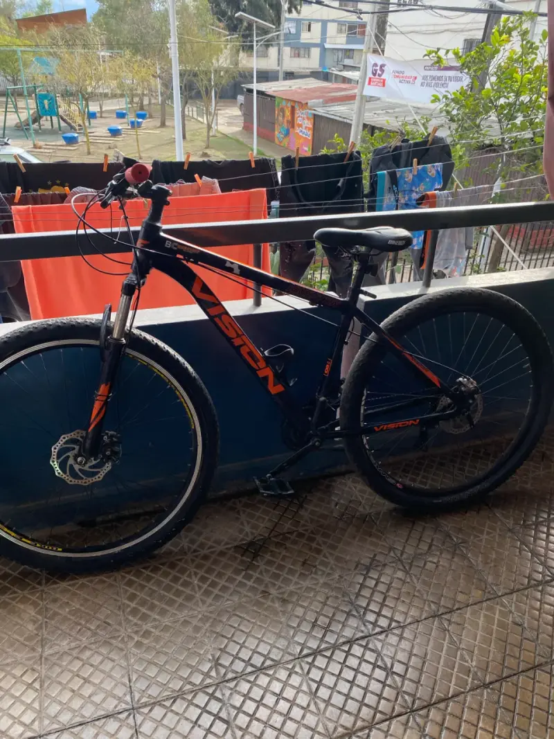 Bicicleta de montaña Vision con frenos de disco - 1