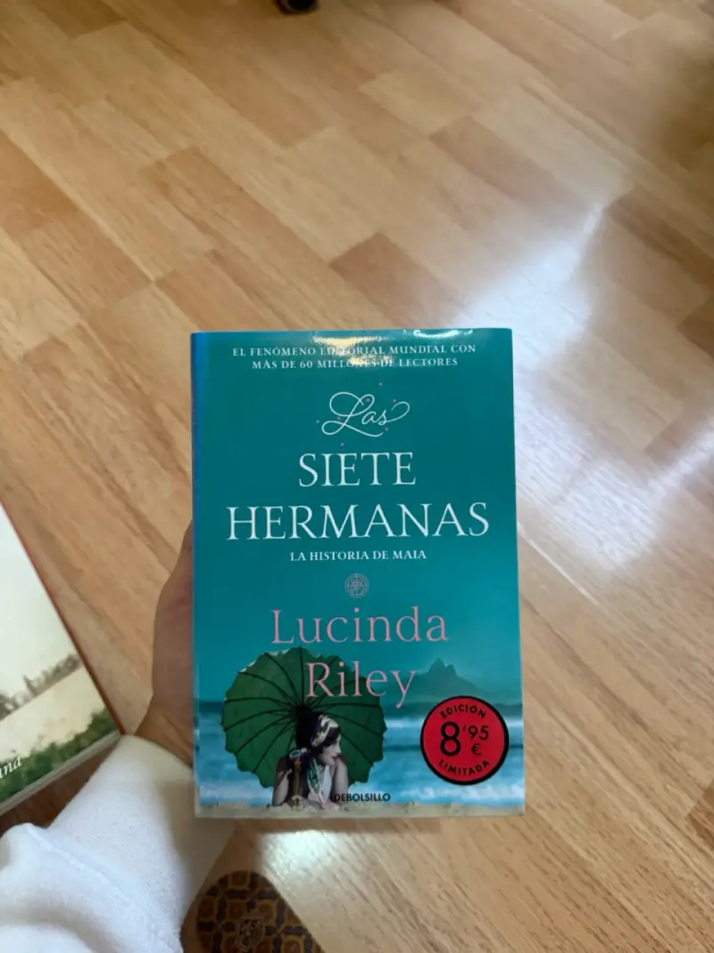 Libro Las Siete Hermanas de Lucinda Riley