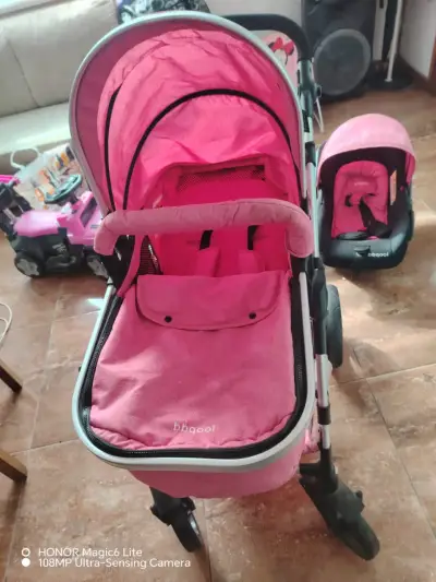 Coche de bebé rosa con capota Bbqool - miniatura 3