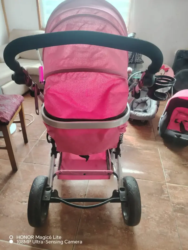 Coche de bebé rosa con capota Bbqool - 4