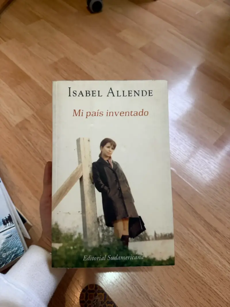 Libro 'Mi País Inventado' de Isabel Allende