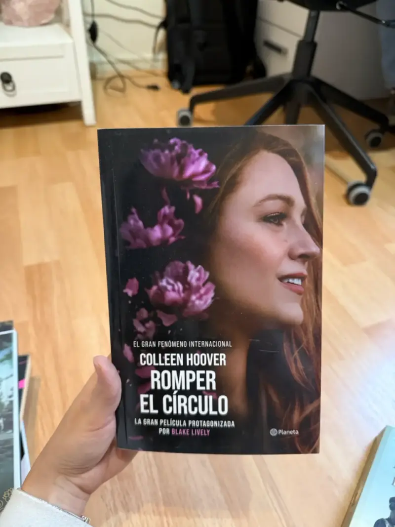 Libro 'Romper el Círculo' de Colleen Hoover