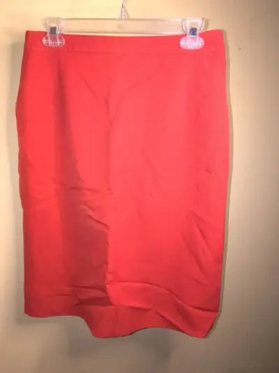 Falda lápiz roja para mujer - miniatura 1