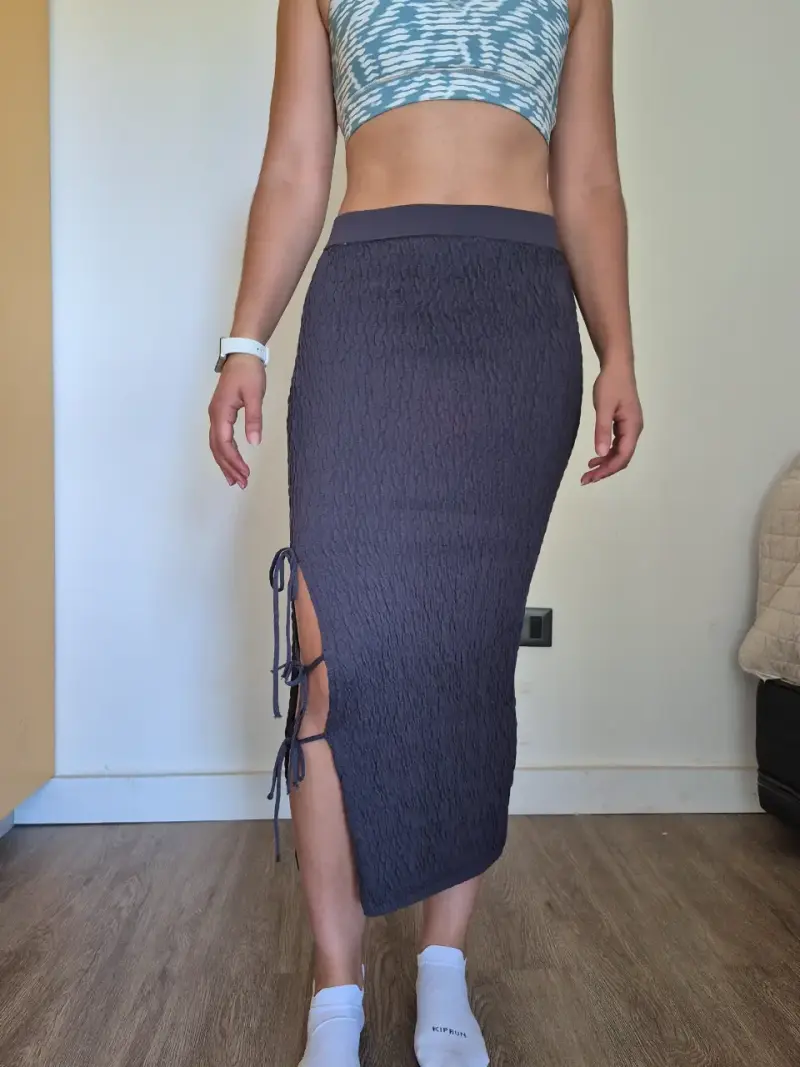 Falda midi gris con abertura lateral Zara NUEVA - 2