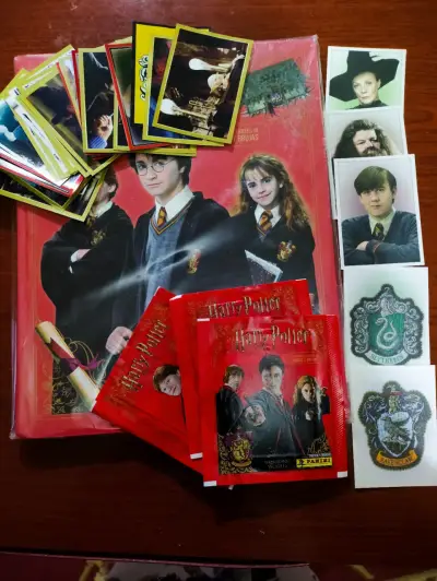 Álbum de stickers Harry Potter con sobres y cromos - miniatura 1