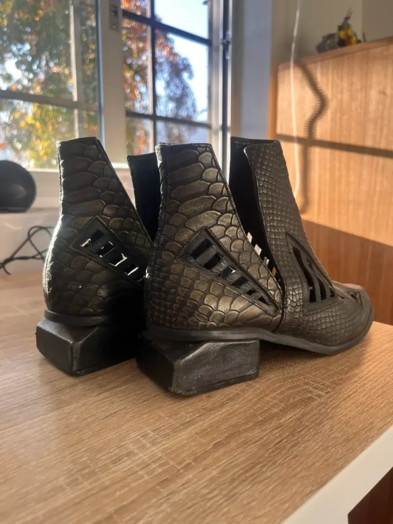Botines 100% cuero - 1