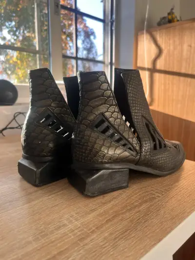 Botines 100% cuero - miniatura 1