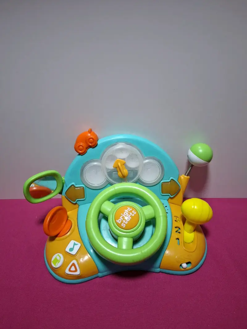 Volante de juguete interactivo Bright Starts