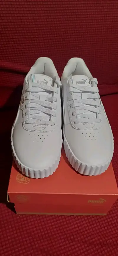 Zapatillas deportivas blancas Puma para mujer - miniatura 2
