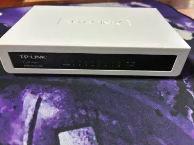 Switch Ethernet TP-Link TL-SF1008D 8 Puertos - miniatura 1