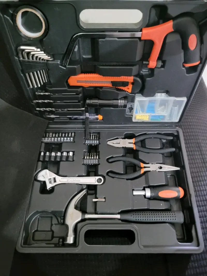 Juego de herramientas Black+Decker - 2