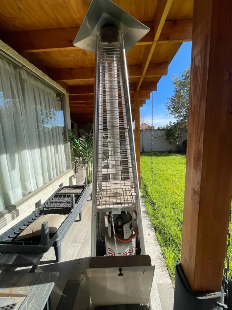 Calefactor de Patio a Gas en Forma de Pirámide - 2
