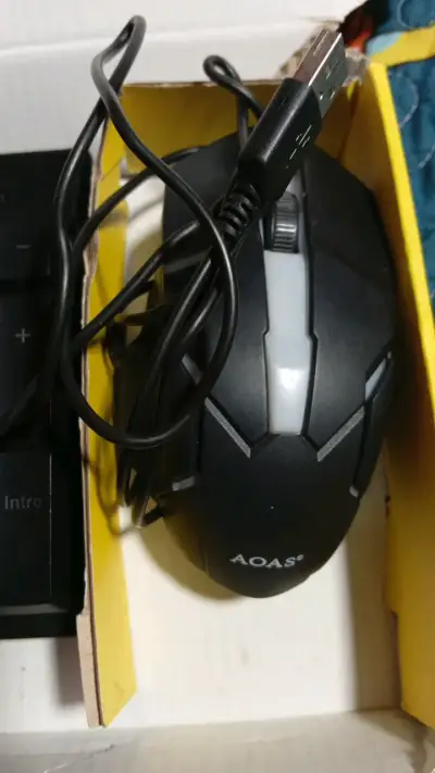Teclado y mouse gaming AOAS con retroiluminación - miniatura 2