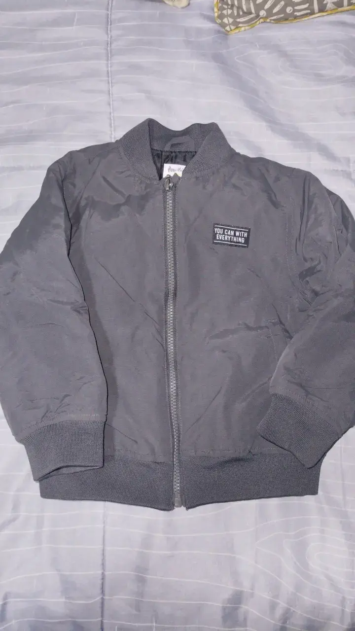 Chaqueta bomber gris para niños