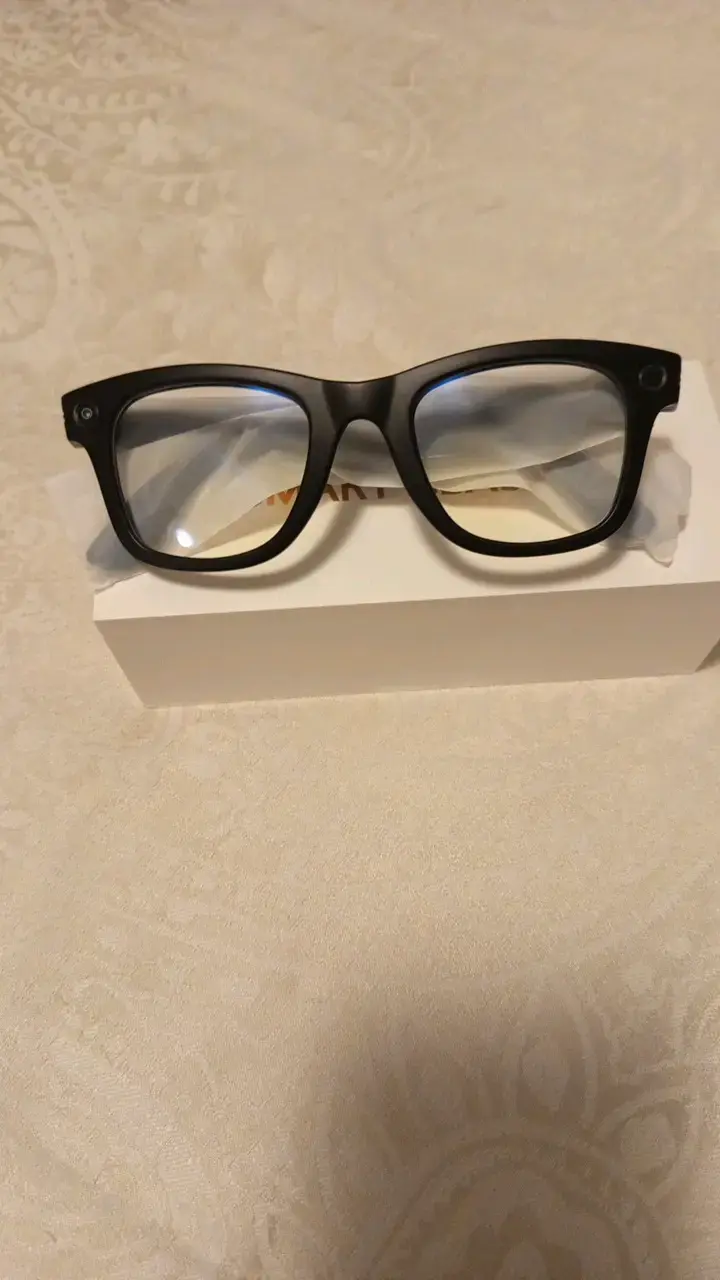 Gafas Inteligentes con Estuche y Manual - 3