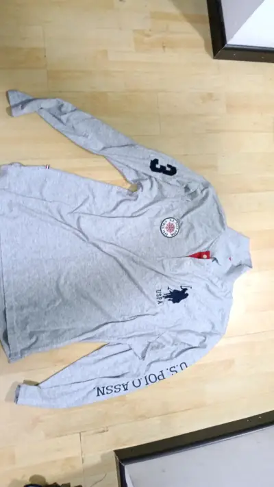 Polera gris manga larga US Polo Assn - miniatura 1