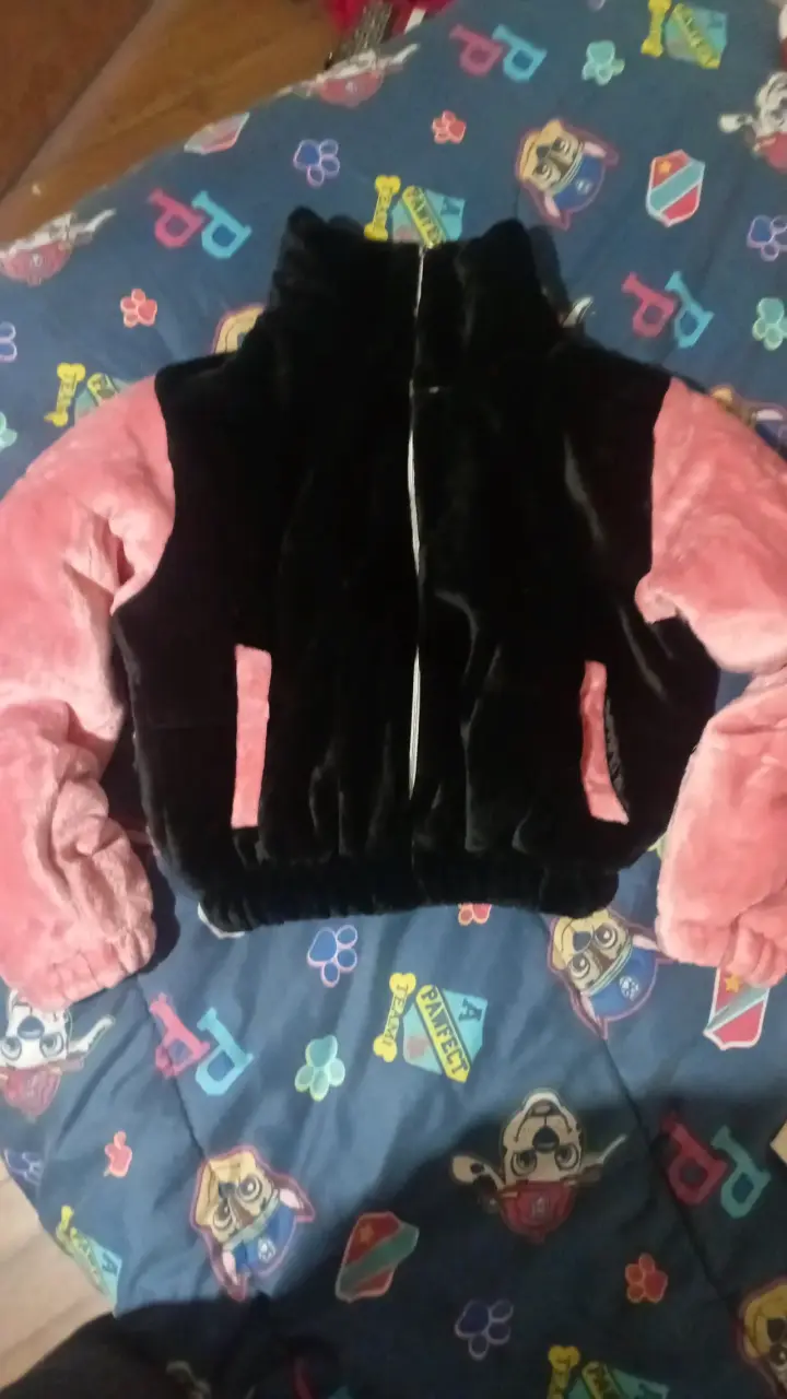 Chaqueta de peluche bicolor con capucha - 4