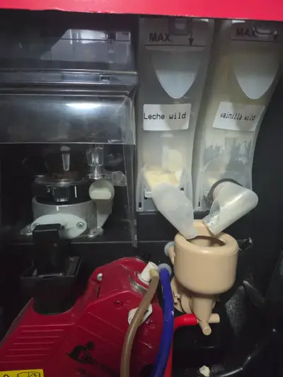 Máquina de Café Azkoyen Vitro S1 con Opciones de Proteína - miniatura 5
