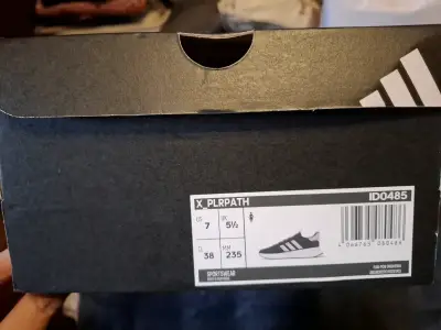 Zapatillas deportivas Adidas negras y rosadas para mujer - miniatura 5