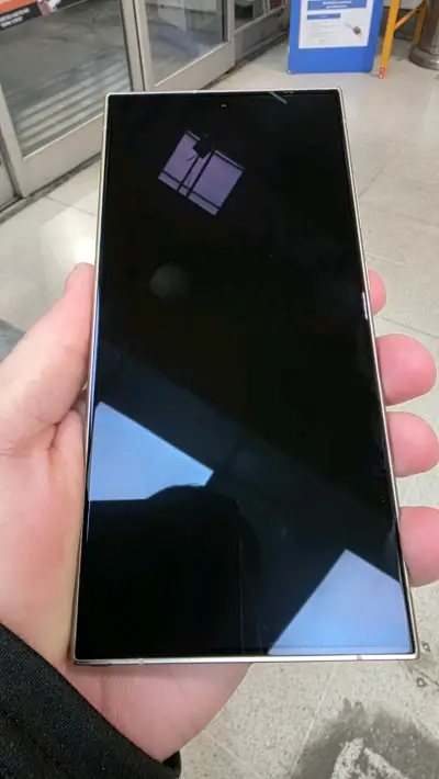 Smartphone Samsung Galaxy S23 Ultra en buen estado - miniatura 5