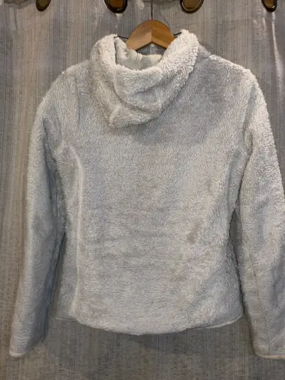 Chaqueta de polar gris con capucha reversible - miniatura 2