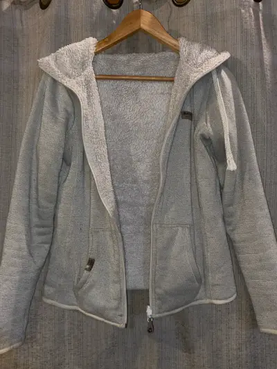 Chaqueta de polar gris con capucha reversible - miniatura 3