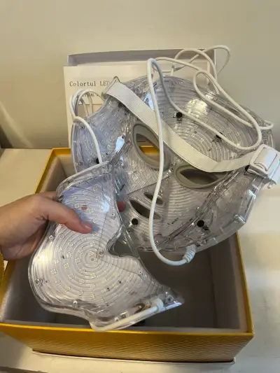 Máscara LED de Belleza Facial Ultratestetica - miniatura 2