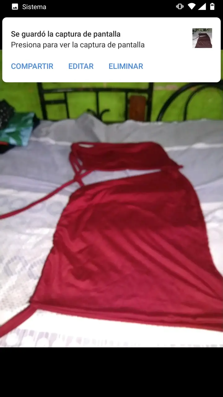 Vestido rojo sin mangas elegante - 2