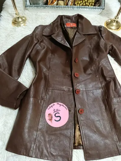 Chaqueta de cuero café  con botones talla S - miniatura 5