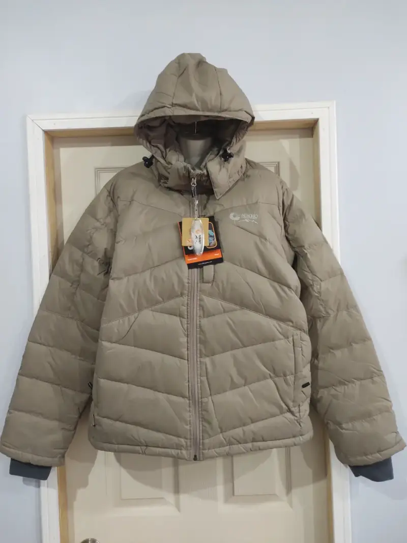 Chaqueta de invierno Nikko con capucha - 1