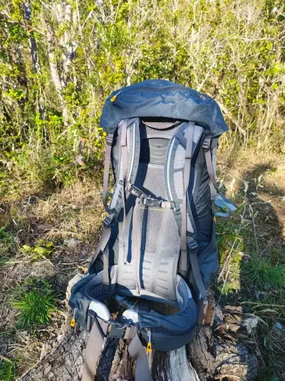 Mochila de senderismo REI FLash 65L gris - miniatura 1