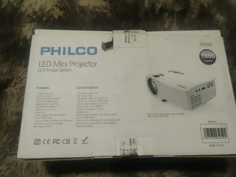 Proyector LED Mini Philco 1000 Lumens - 3