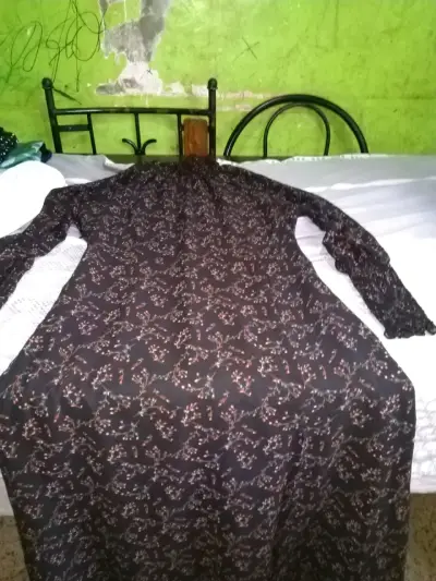 Vestido largo floral para mujer - miniatura 2