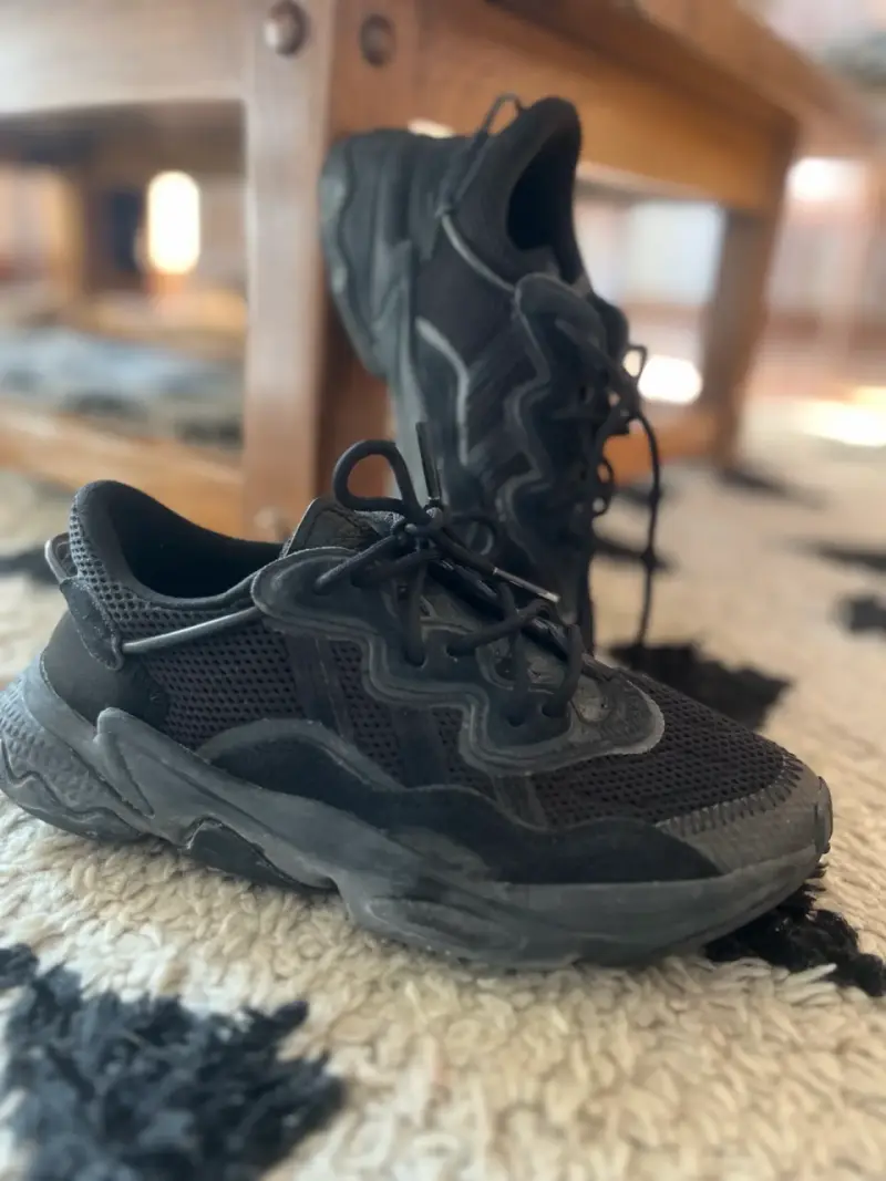 Zapatillas Adidas Ozweego Negras Unisex