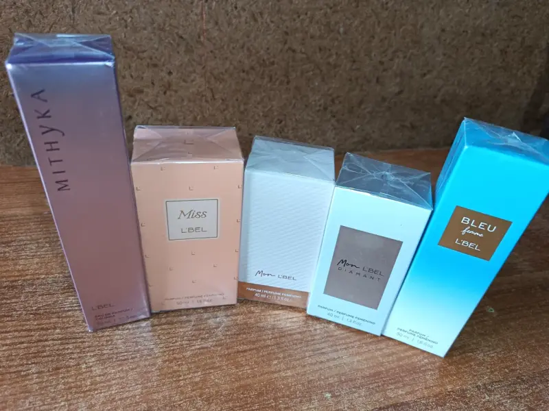 Set de productos de cuidado personal Ésika y L'Bel - 4