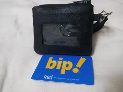 Monedero 100% cuero con ventana para tarjeta - miniatura 3