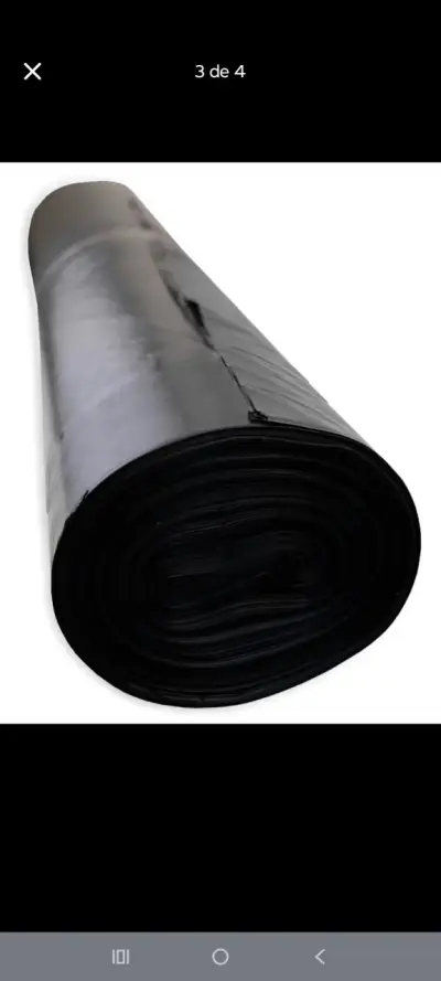 Rollo de plástico negro para construcción - miniatura 2