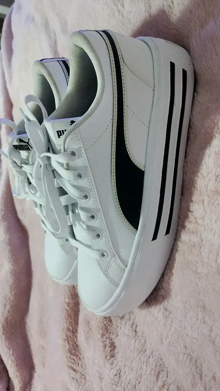 Zapatillas deportivas blancas Puma para mujer - 4