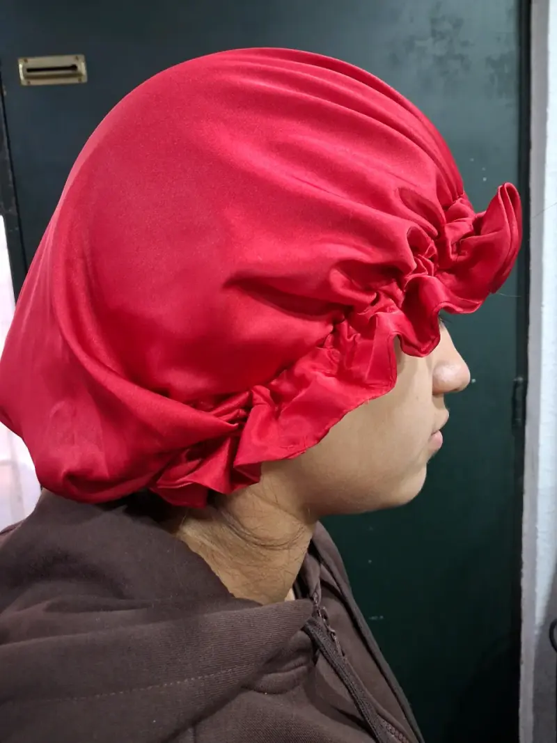 Gorro de satén rojo para dormir - 1