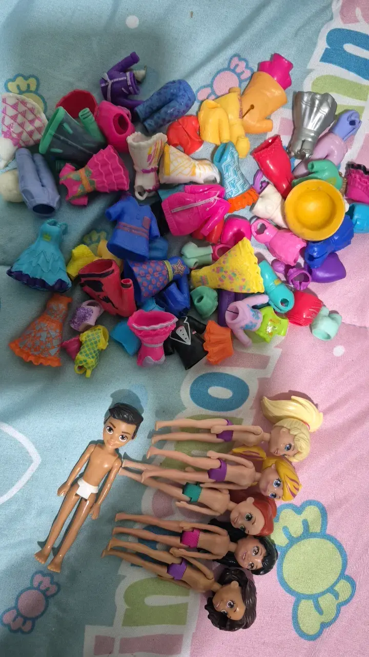 Muñecas miniatura con ropa intercambiable - 4