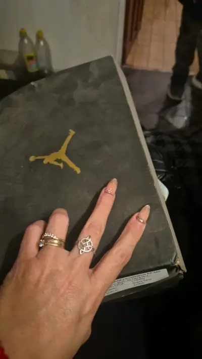 Zapatillas blancas Louis Vuitton Air edición especial - miniatura 3