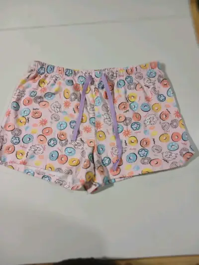 Shorts de pijama con estampado de donuts - miniatura 1