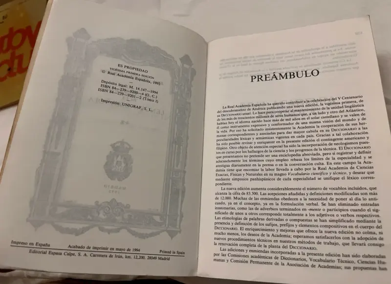 Diccionario de la Lengua Española RAE 21ª Edición - 4