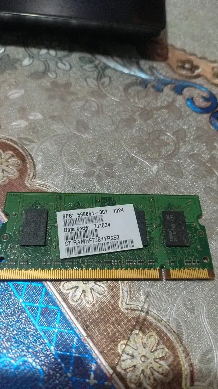 Memoria RAM 1GB PC2-6400S 666-12 Samsung - 1