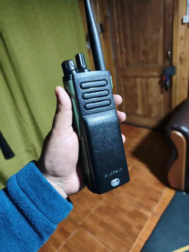 Radio Baofeng dm 32 análoga / digital - 2