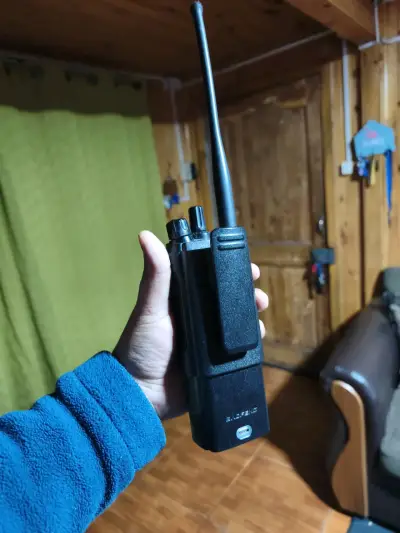 Radio Baofeng dm 32 análoga / digital - miniatura 4